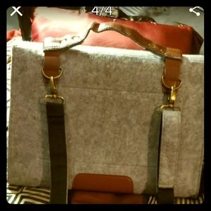 Mossimo Laptop Shoulder Bag, Like New